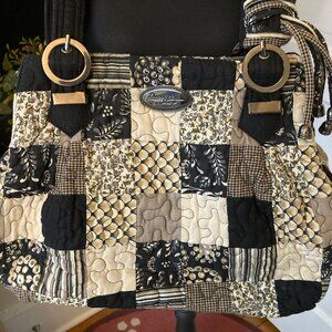 126 Donna Sharp Quilted Handbag
